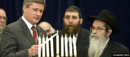 http://www.chabad.org/media/images/174/CRdk1740200.jpg