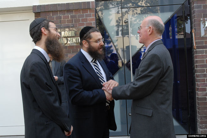 www.chabad.org/media/images/476/vPRP4762381.jpg