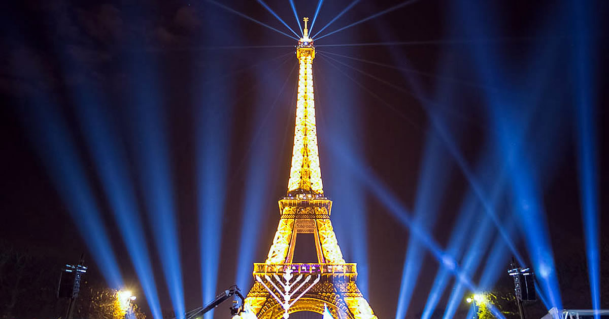 Eiffel Tower Menorah Brightens Paris, as Worldwide Chanukah ...